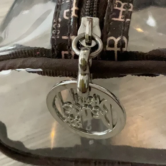 Henri Bendel RARE round XL travel cosmetic case bundle - Picture 13 of 13